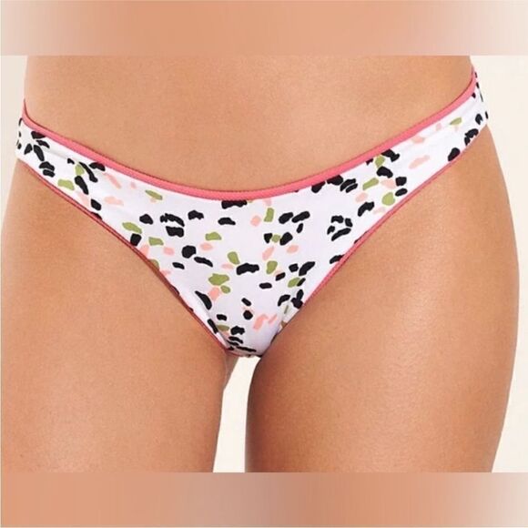 Maaji NWT Lipstick Rose Reversible Splendour Mid Rise
Bikini Bottoms Size M - Picture 2 of 10